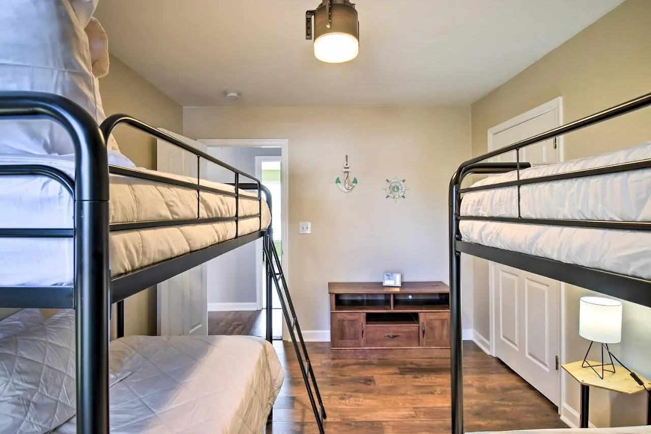 Norfolk Beach House Rental With Private Pool! 0*,