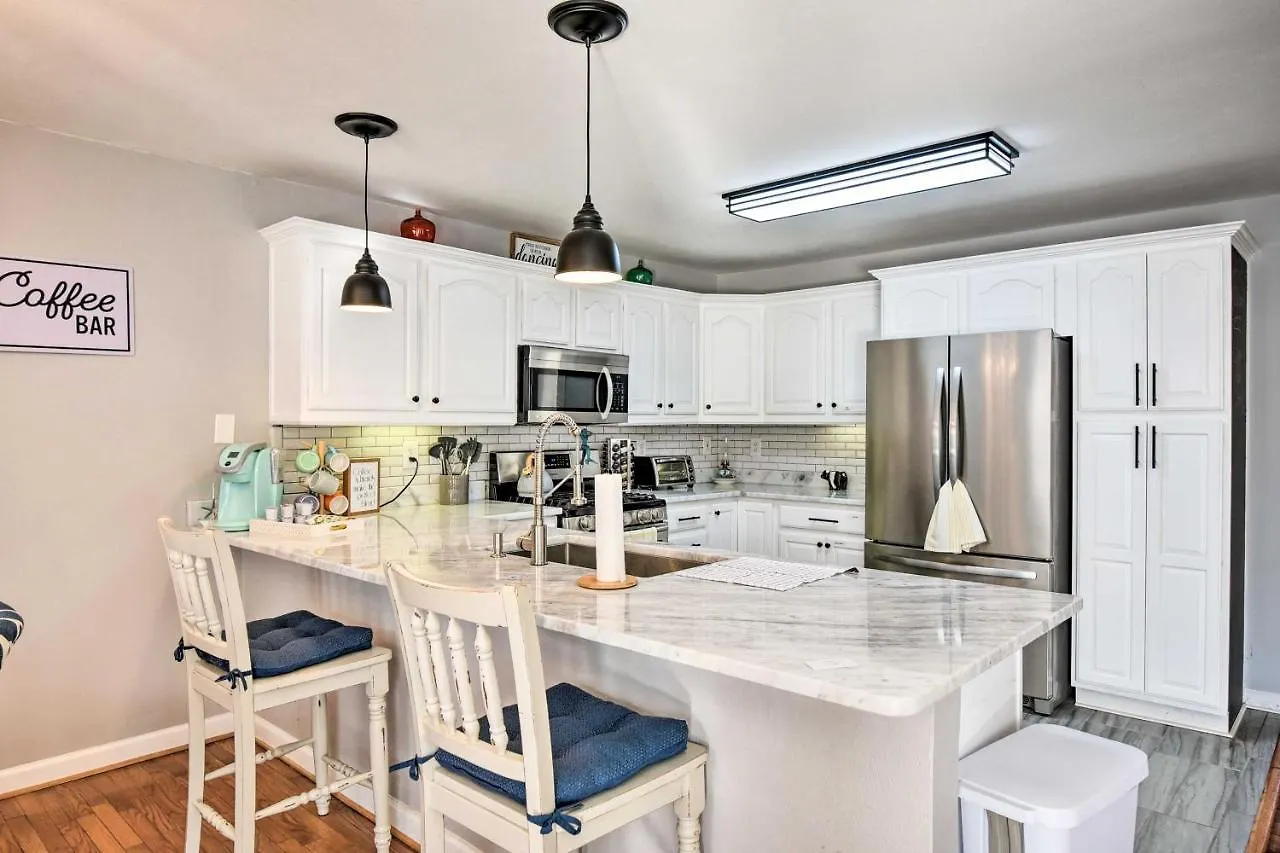 Holiday home Norfolk Beach House Rental With Private Pool!
