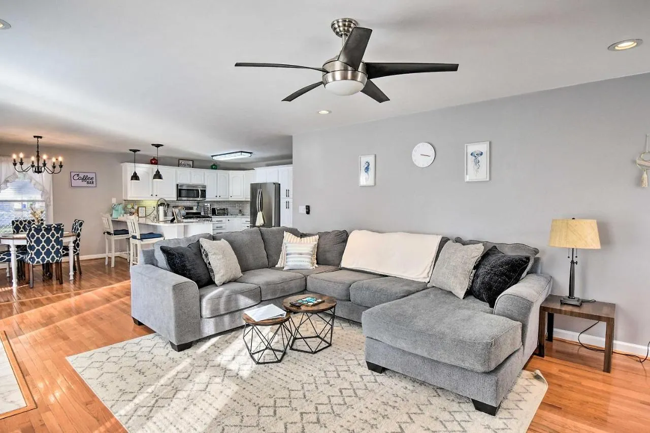 Norfolk Beach House Rental With Private Pool! United States