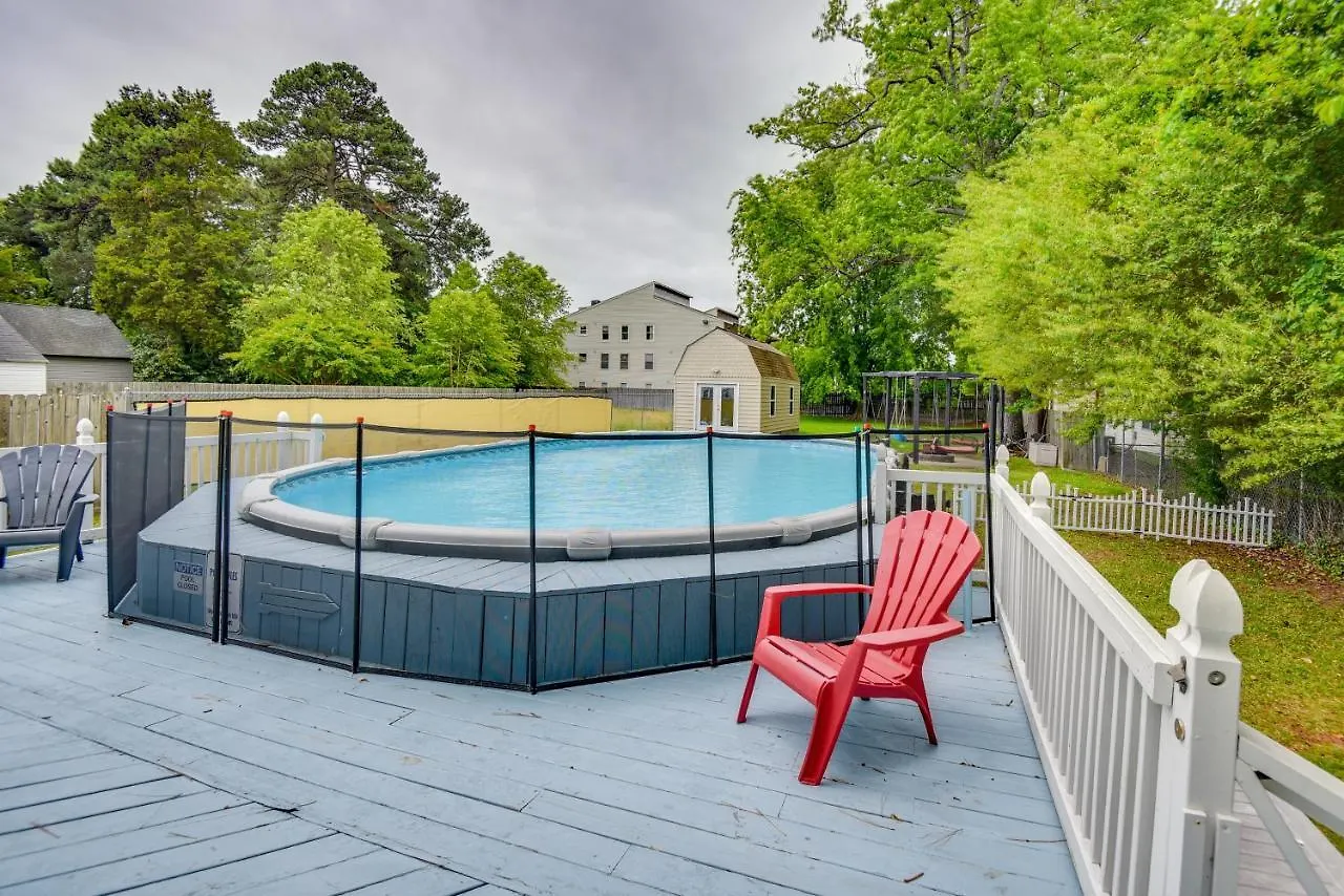 Norfolk Beach House Rental With Private Pool! 0*,  United States