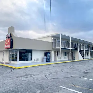 Econo Airport Hotel